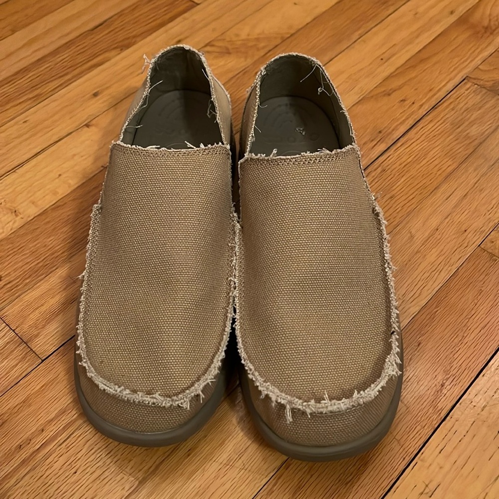 Crocs men’s Santa Cruz slip on